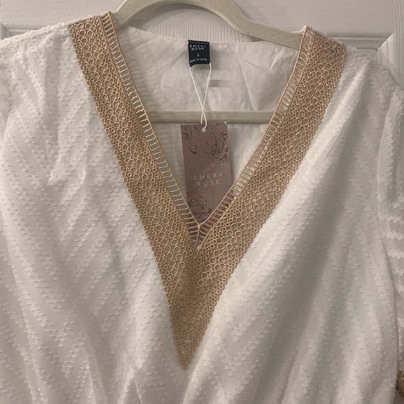 White lined dress or cover up with gold accents - Picture 2 of 3